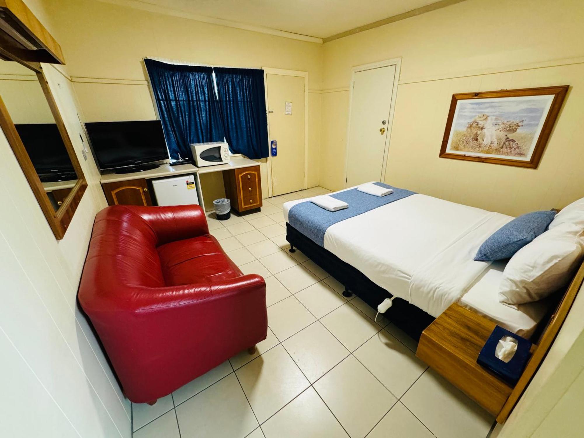 Ardeanal Motel West Wyalong Ngoại thất bức ảnh